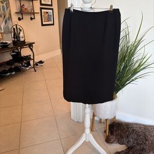 Jones Wear Suit Pencil Skirt - Solid Black - SIZE 8 - 100% Polyester Fully Lined